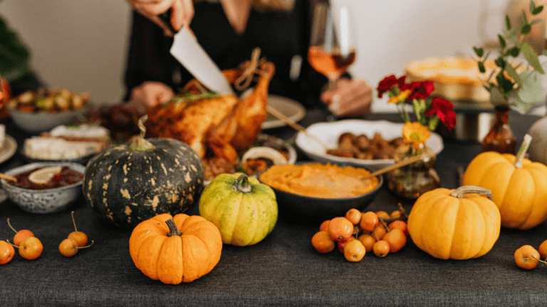 5 Best Activities to Celebrate Thanksgiving in your HOA