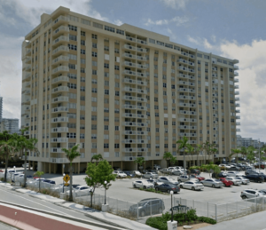 Customer Success Stories: Plaza Tower South & Neigbrs by Vinteum