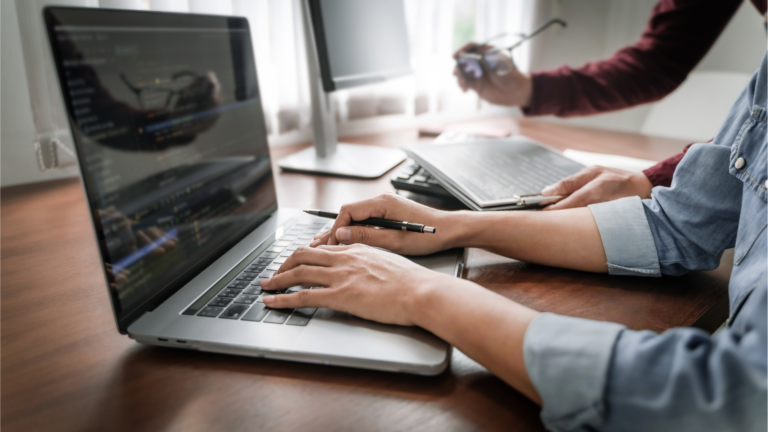 4 Best Property Management Software: Everything Your HOA Needs