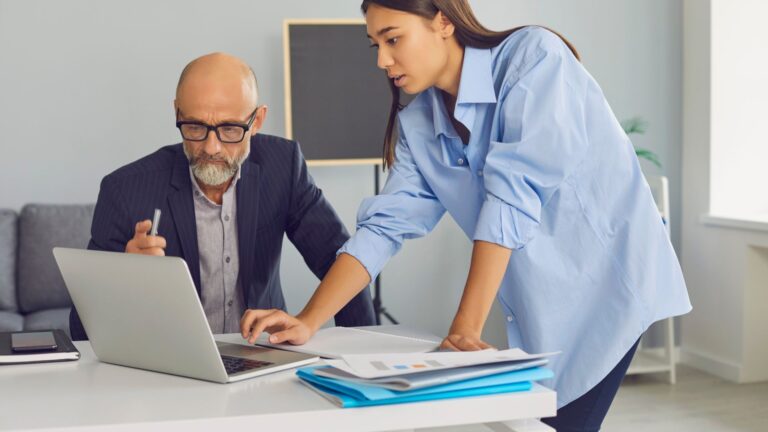 Top 5 QuickBooks Features for HOAs: Integrate It With Neigbrs Now!