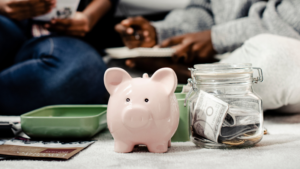 How HOA Maintenance Can Save Money: 8 Tips for a Transparent and Effective Management