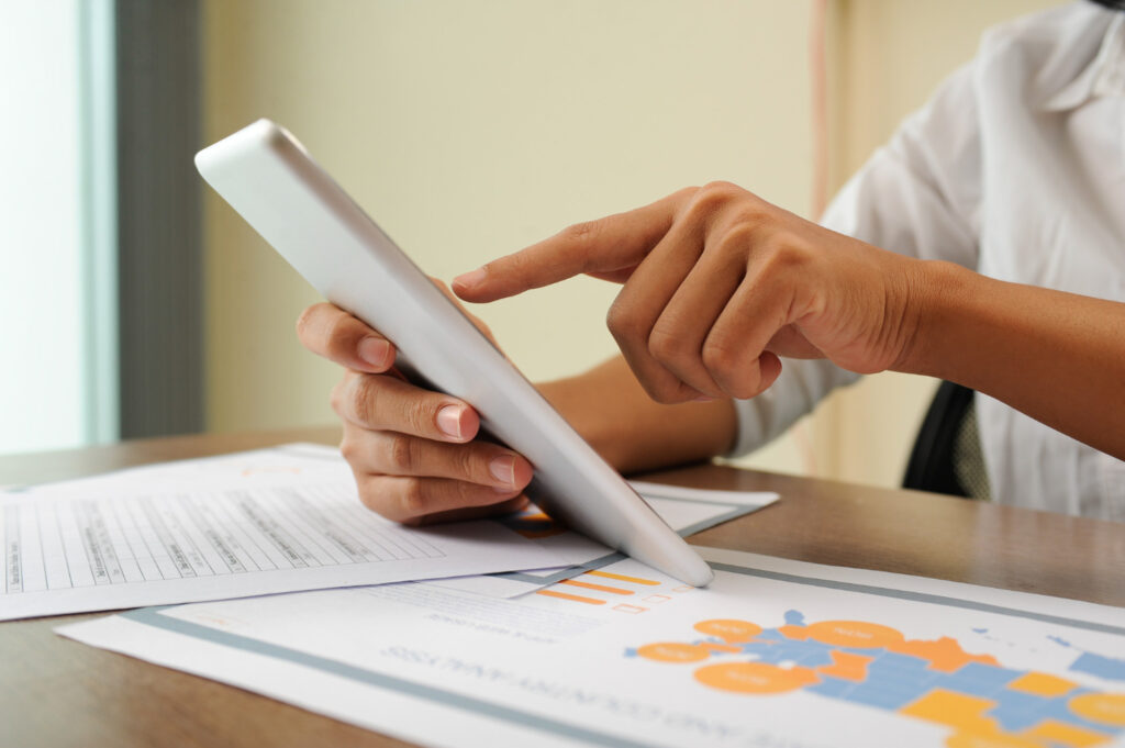 How to Use HOA Resident Surveys to Build Trust 1 HOA Resident Survey